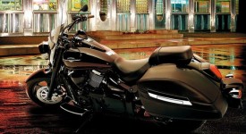 Suzuki-Intruder-C1500T-2013