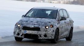 BMW Serie 1 GT spiata durante test invernali