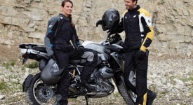 I nuovi accessori abbigliamento di BMW Motorrad