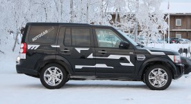 Nuova Land Rover Discovery spiata durante dei test