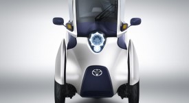 TOYOTA_iROAD_05_GMS_2013