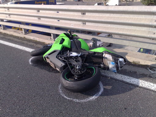 incidente-moto-roverino-cavalcavia7_69758