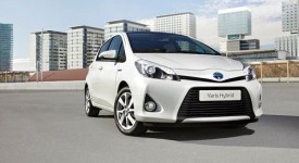 Toyota Yaris ibrida premiata in Francia