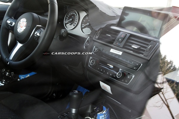 New-BMW-2-Series-Coupe-3-Interior[3]