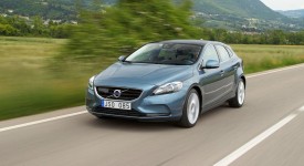 Volvo V40 T2