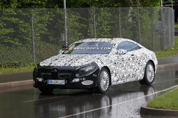 2015-Mercedes-Benz-S-Class-Coupe-A[3]
