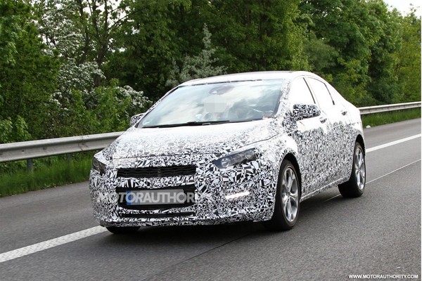 2015-chevrolet-cruze-spy-shots_100427344_l