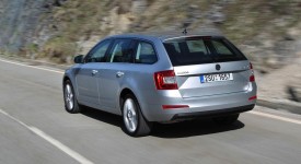 411106_4131_big_2013-skoda-octavia-wagon-110