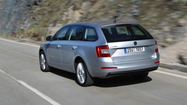 411106_4131_big_2013-skoda-octavia-wagon-110