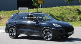 2015-porsche-cayenne-facelift12[3]