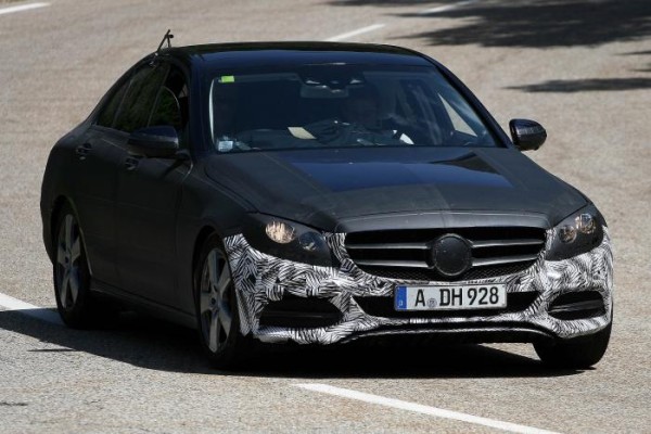 mercedes_c-class_spy_shot_front