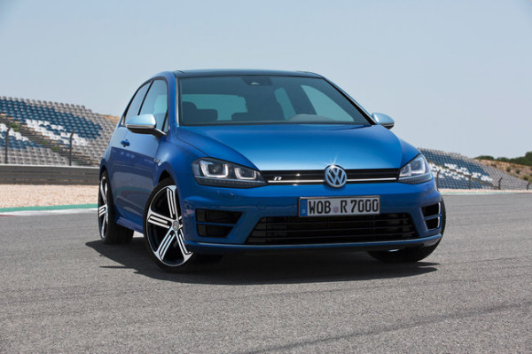 nuova-volkswagen-golf-r_1