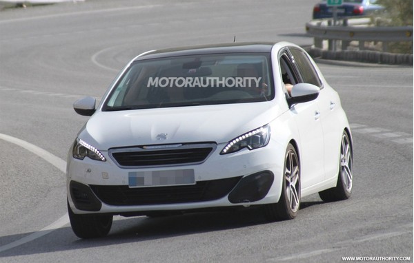 2014-peugeot-308-gti-spy-shots_100441137_l