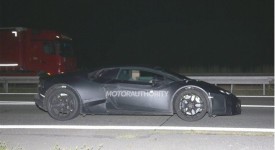 Lamborghini Cabrera prime foto spia
