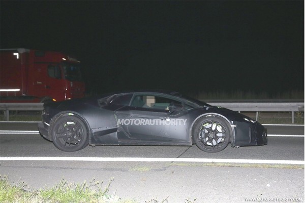 2015-lamborghini-cabrera-gallardo-replacement-spy-shots_100438893_l