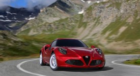 418032_1371_big_2013-alfa-romeo-4c-56