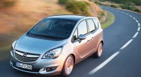 Opel-Meriva_2014_800x600_wallpaper_02