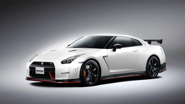 nissan_gt_r_nismo_lauto_che_va_da_0_a_100_kmh_in_2_secondi_24726