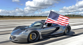 hennessey_venom_gt_270.4_mph_ksc_800px-01