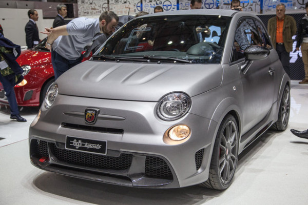 fiat_500_abarth_2p-1