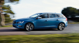 Volvo-V60-Plug-in-Hybrid-R-Design_horizontal_lancio_sezione_grande_doppio