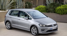 volkswagen-sportsvan-2014_05