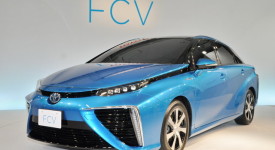 Toyota FCV rivelata in Giappone