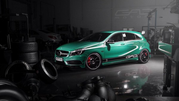 mercedes_a45_amg_iniezione_di_potenza_27011