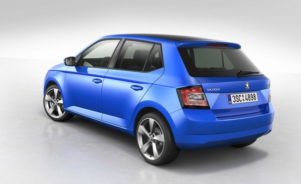 skoda-fabia-2015_5