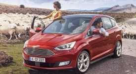 ford-cmax-2015_01