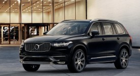 Volvo XC90 First Edition online a 94.500 euro