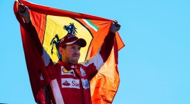 A Vettel piace Singapore ma nelle prove libere resta indietro