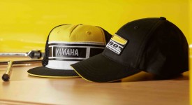 L'abbigliamento racing per la Yamaha