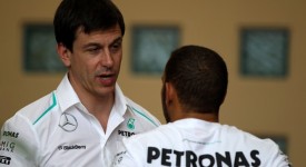 Hamilton risponde a Wolff sul suo rapporto con Rosberg