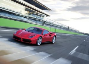 ferrari-488-gtb-in-pista