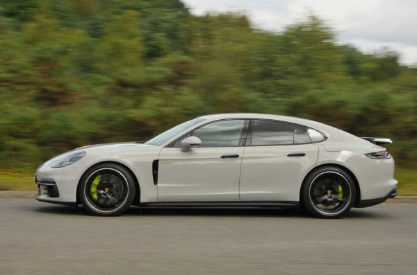 Porsche Panamera 4 E-Hybrid