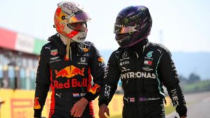 Hamilton e la sfida con Verstappen: il campione scenderà dal trono della F1?